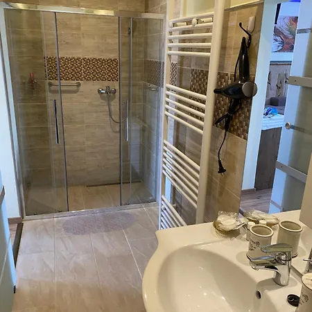 Lord Lux Апартаменты